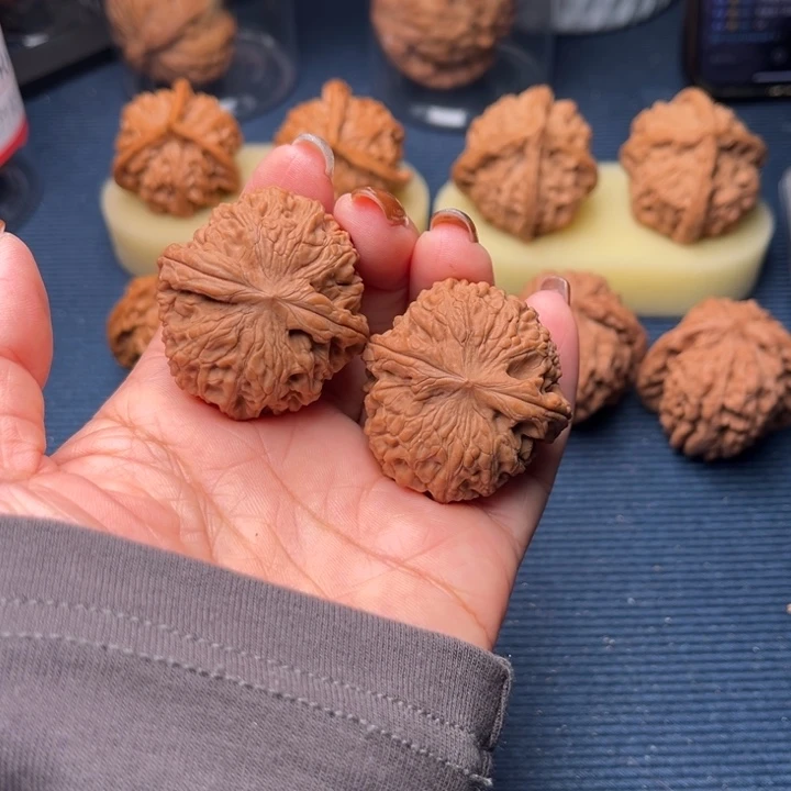 文玩核桃吊坠37龙眼全品