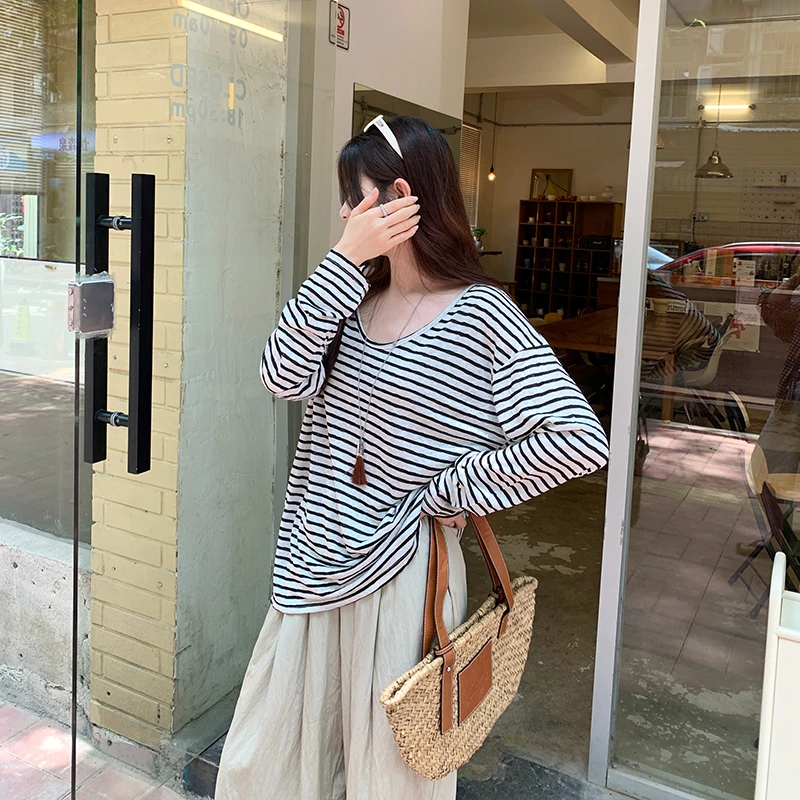 hello达人自拍韩系别致条纹撞色宽松长袖T恤女2025新款时尚百搭打