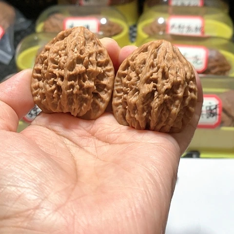 吊坠文玩核桃京八对