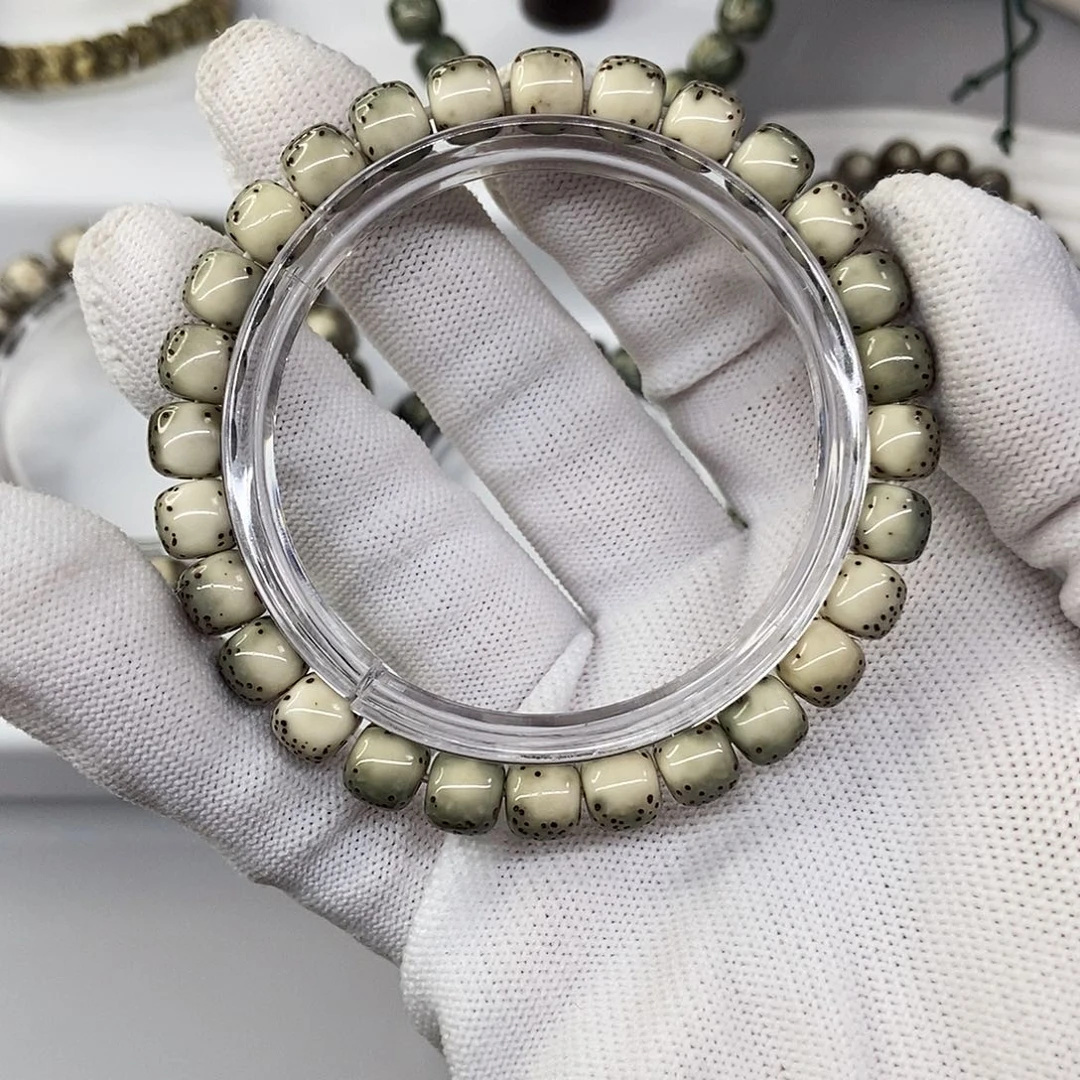 星月菩提手串8玉化河豚28