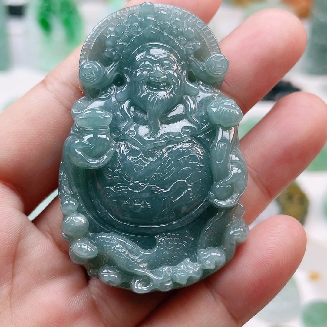 翡翠颈饰未镶嵌财神