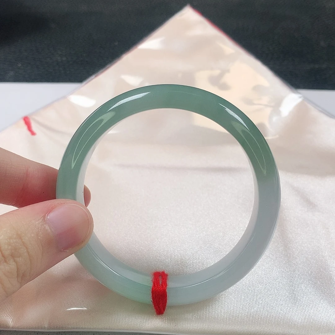 未镶嵌手镯翡翠378