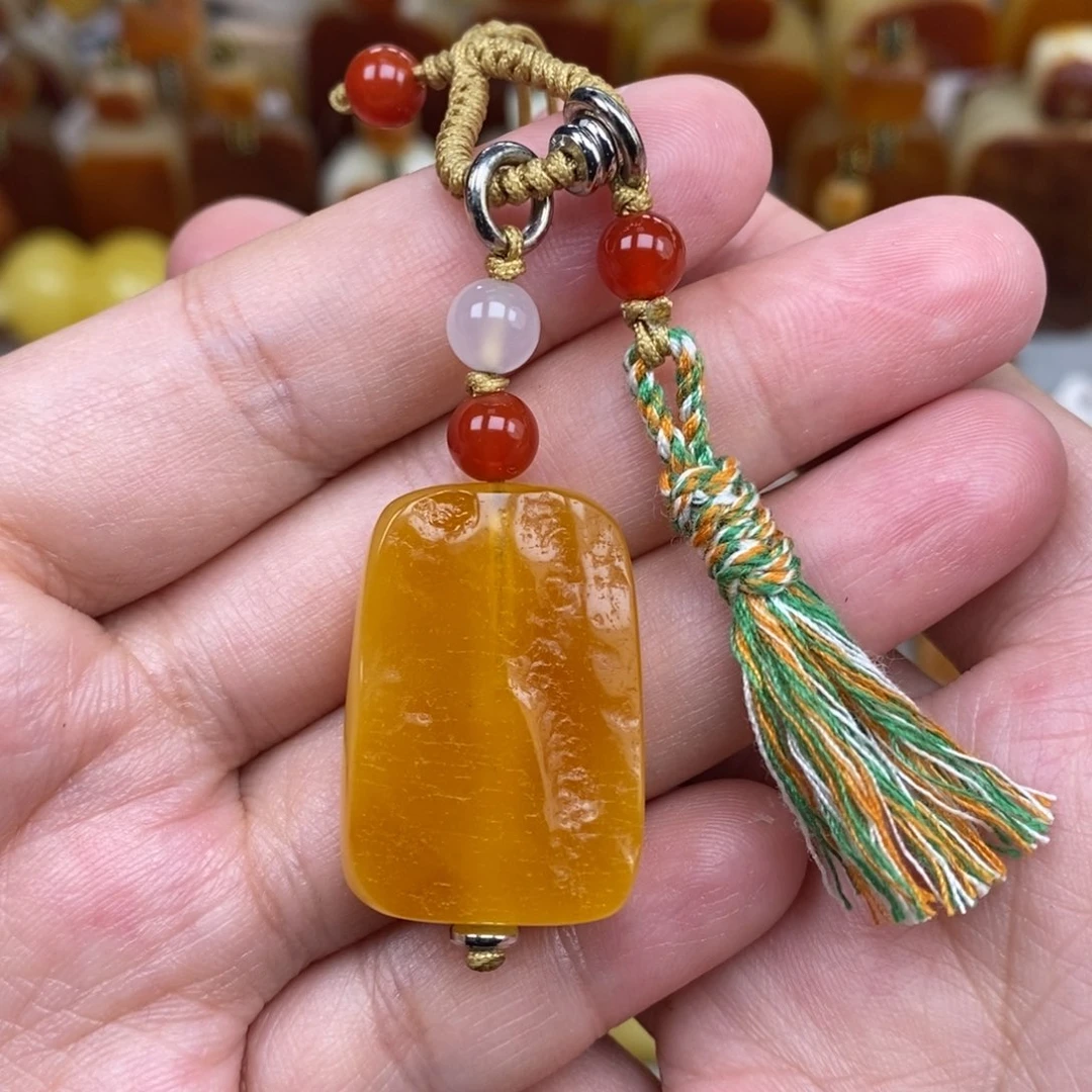 琥珀未镶嵌珠宝奇石