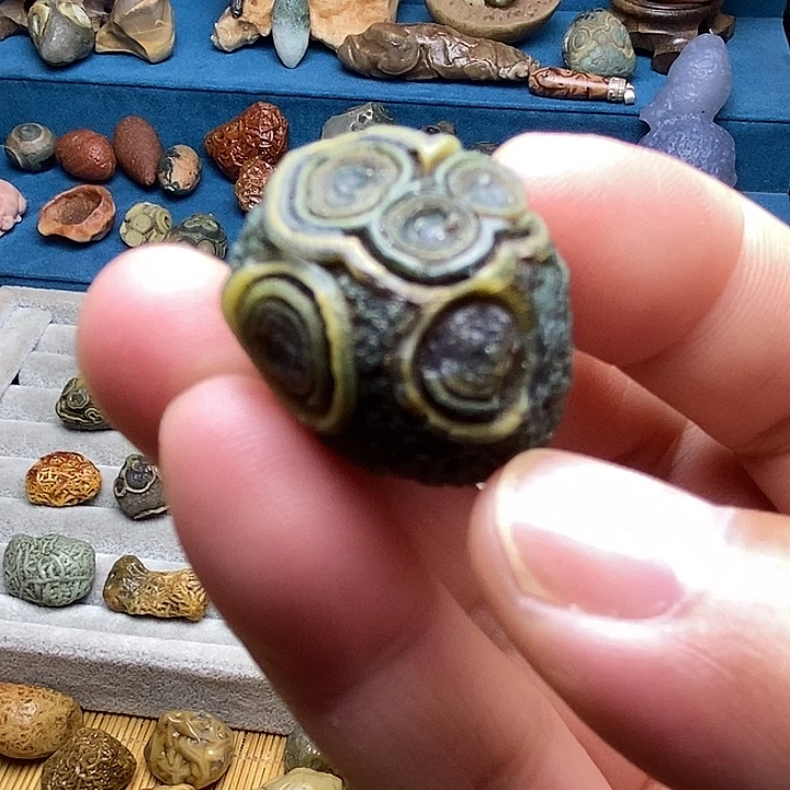 蒙古眼睛石天然矿物