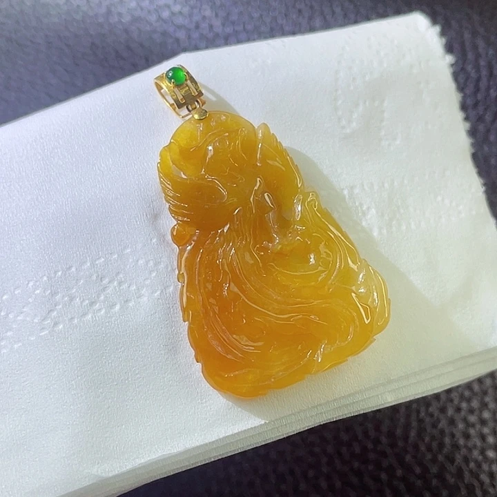 翡翠颈饰18K金镶嵌翡翠