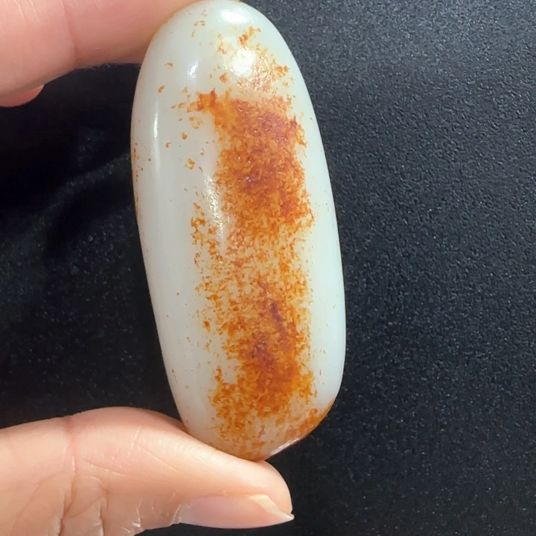 和田玉未镶嵌耳饰