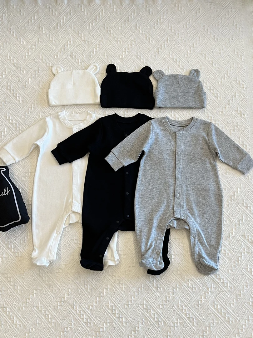 25秋装新品新生婴儿包脚连体衣纯棉带脚套宝宝哈衣爬服春秋季1岁