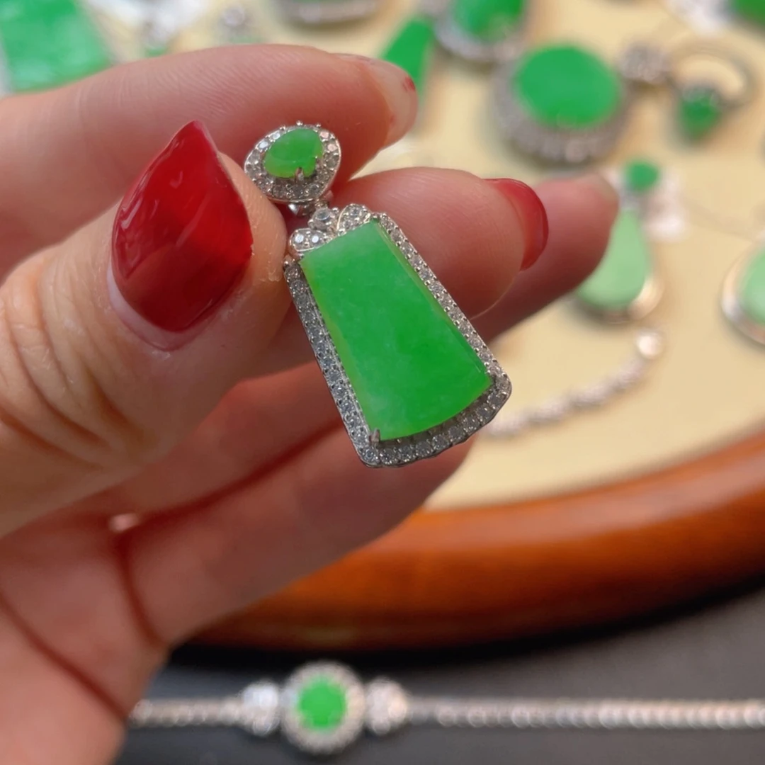 翡翠吊坠(不含链)银S925镶嵌