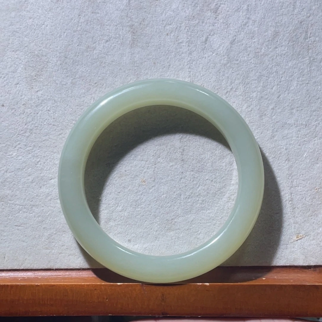 和田玉手镯未镶嵌晨