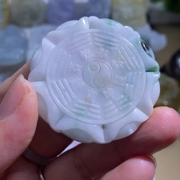 【闪购商品】颈饰未镶嵌翡翠八卦