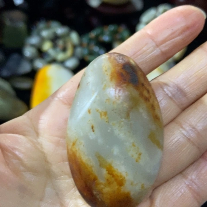 和田玉（糖玉）未镶嵌挂件