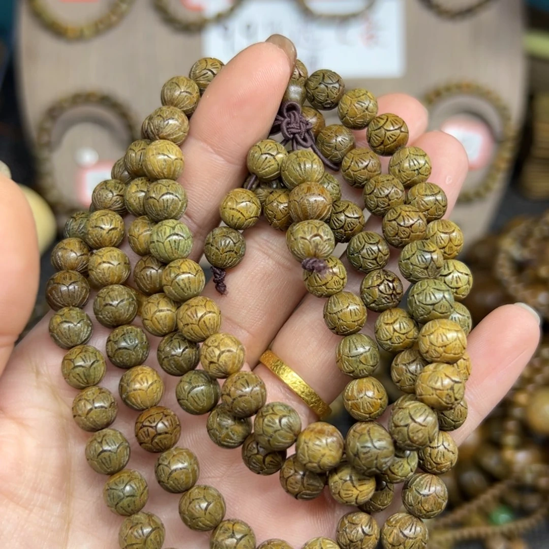 无事牌维腊木（绿檀）