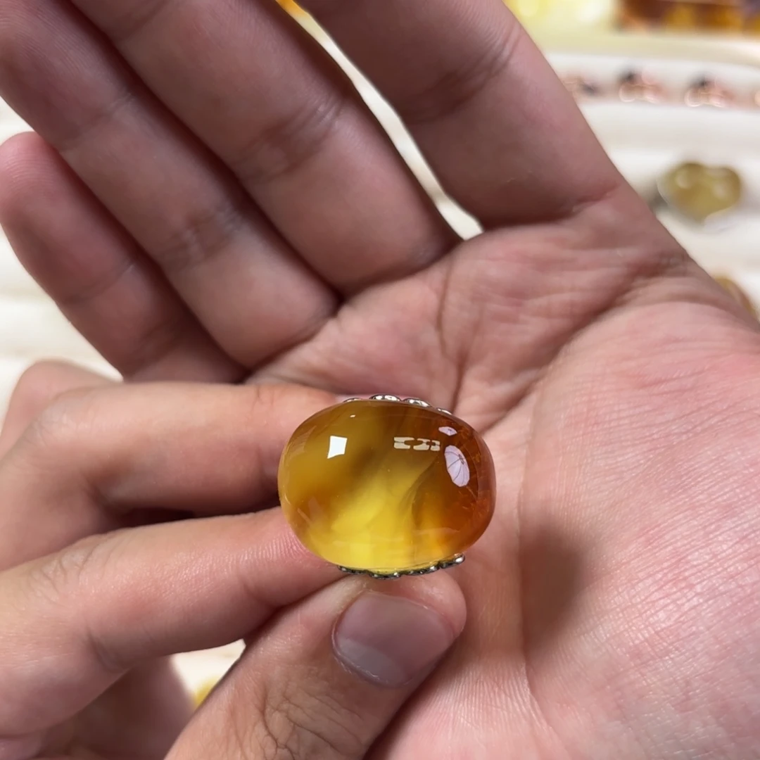 火****蜜蜡未镶嵌裸石戒指