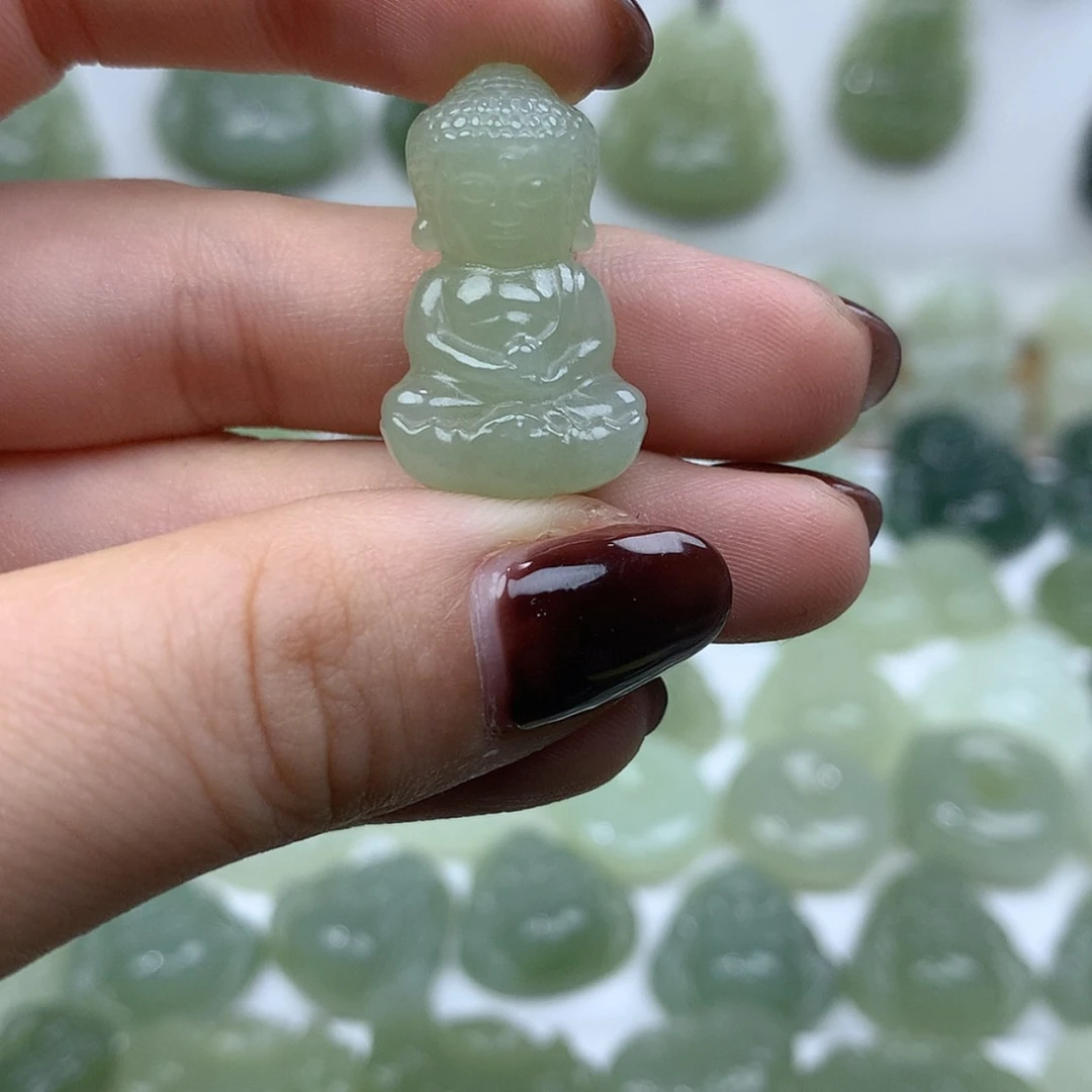 【闪购商品】颈饰未镶嵌和田玉