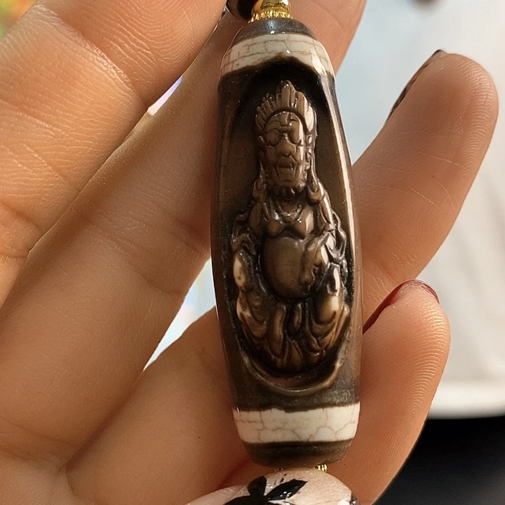 玛瑙/玉髓（覆膜）颈饰未镶嵌