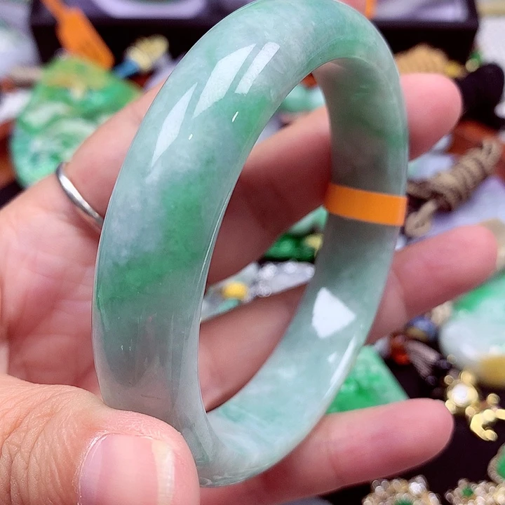 未镶嵌手镯翡翠翡翠