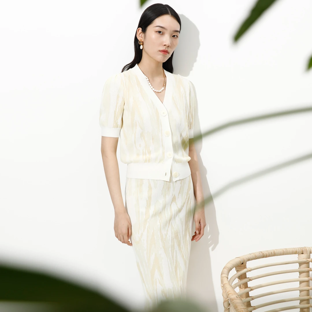 【冬姐专享】朵拉梵西上衣F26B1340