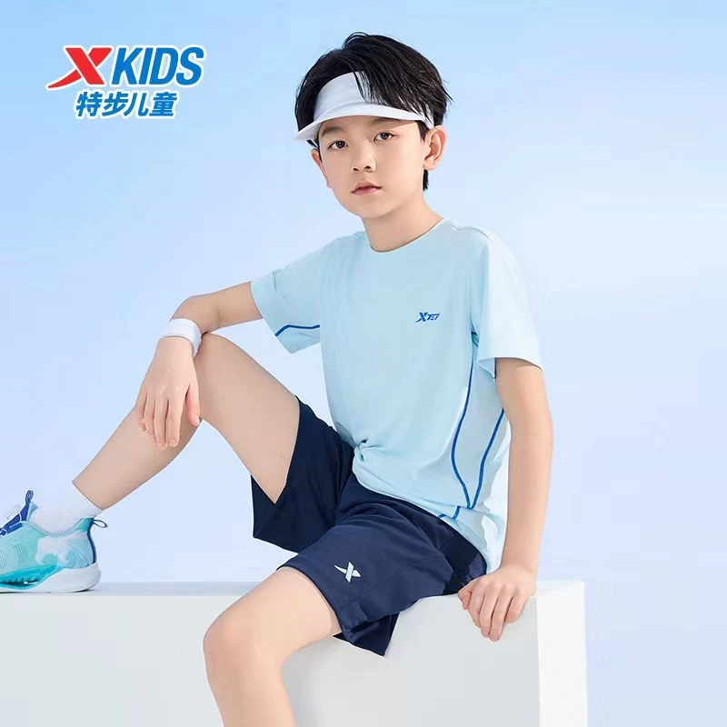 特步儿童夏季户外舒适新款透气儿童运动速干科技套装户外休闲