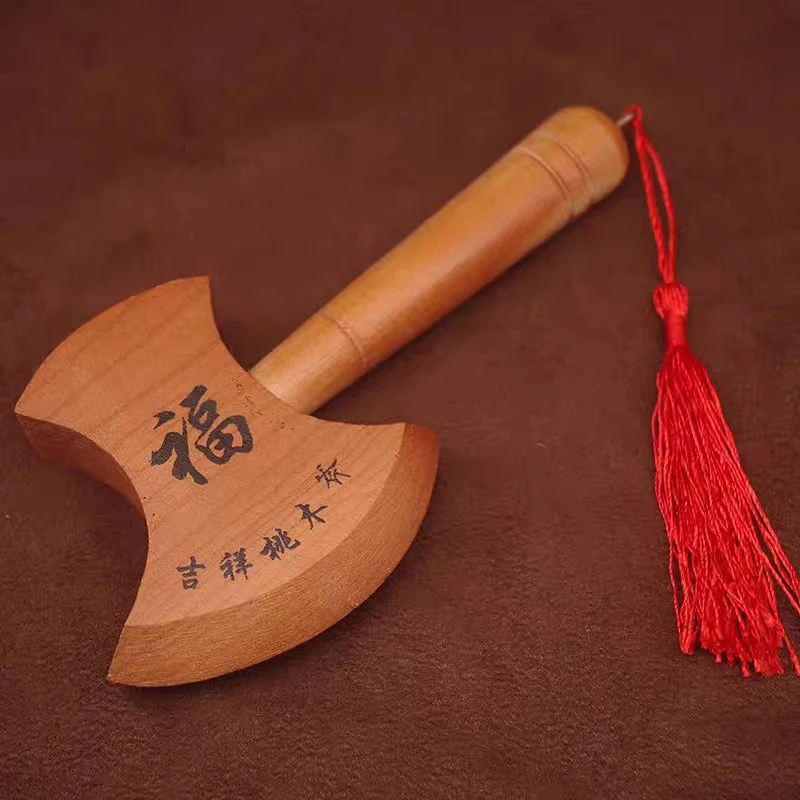吉祥桃木斧摆件 连穗长27厘米