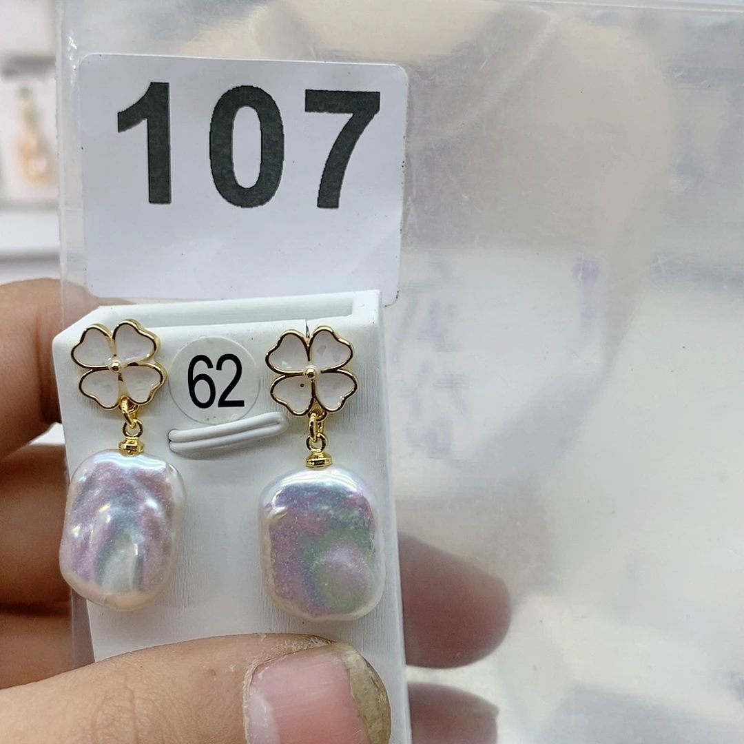 淡水珍珠颈饰合金