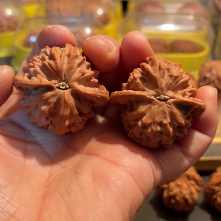 文玩核桃把件全品龙鳞纹43