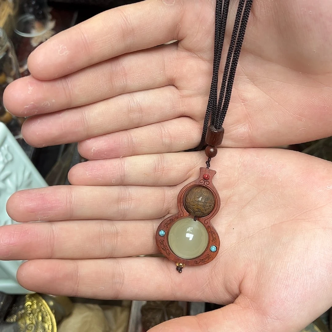 大叶紫檀（黑酸枝木类）