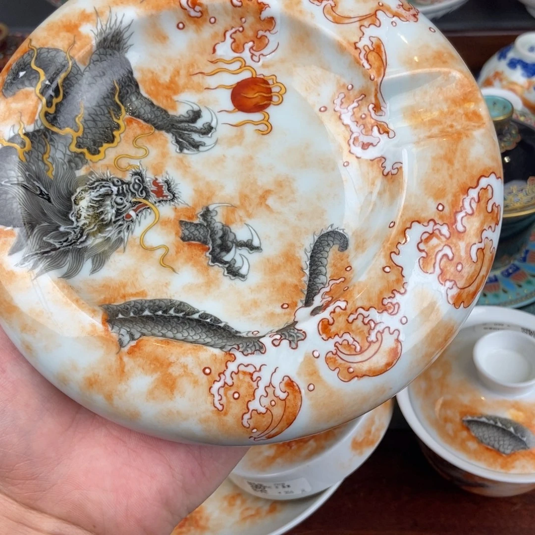 陶瓷的的设计师是