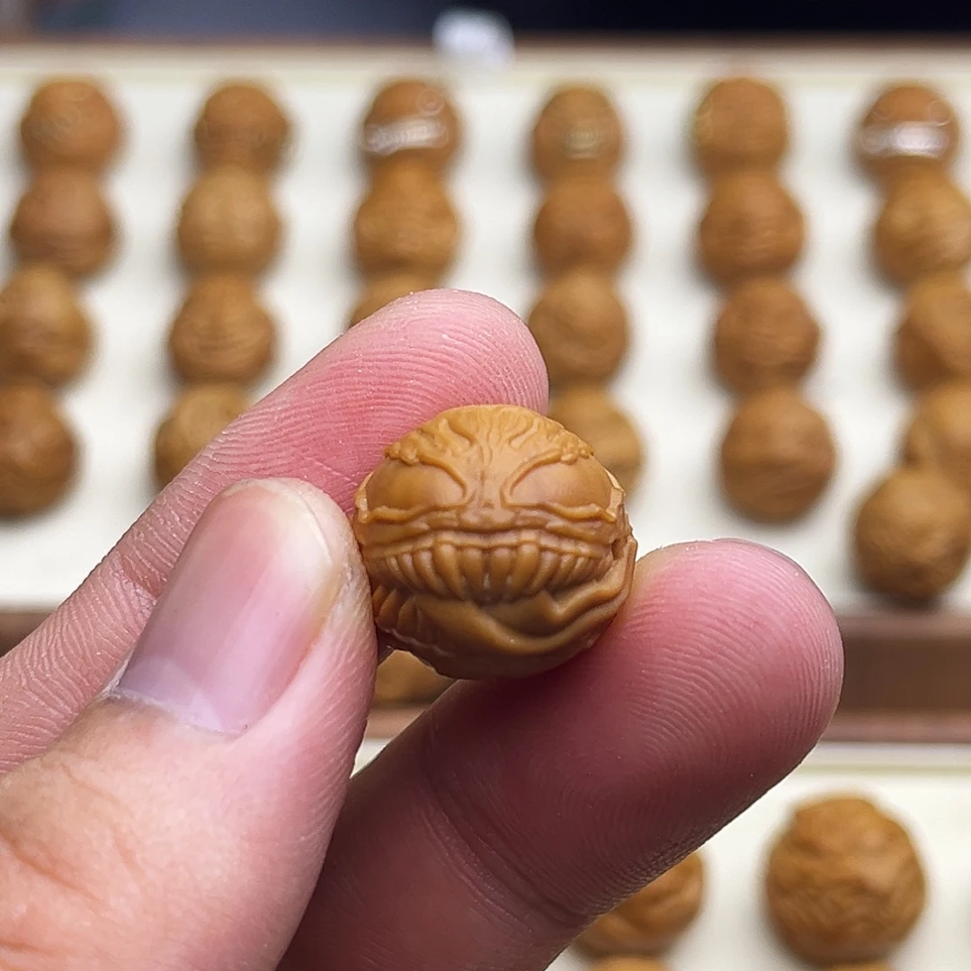 猴头核桃吊坠吐舌毒液矮壮18