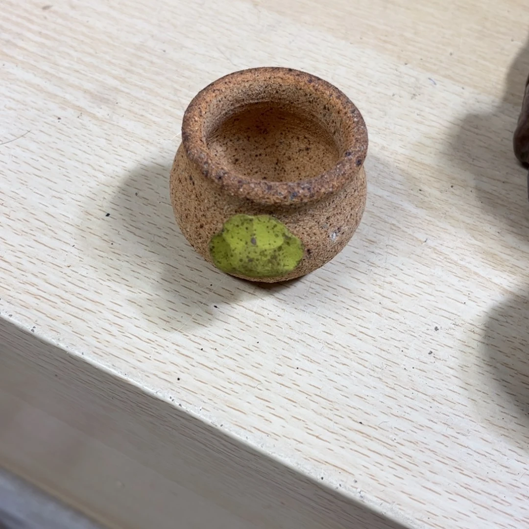 a****泥塑古镇炻陶花盆