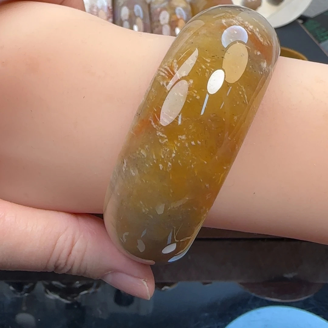 硅化珊瑚（珊瑚玉）未镶嵌手镯53-54圈200