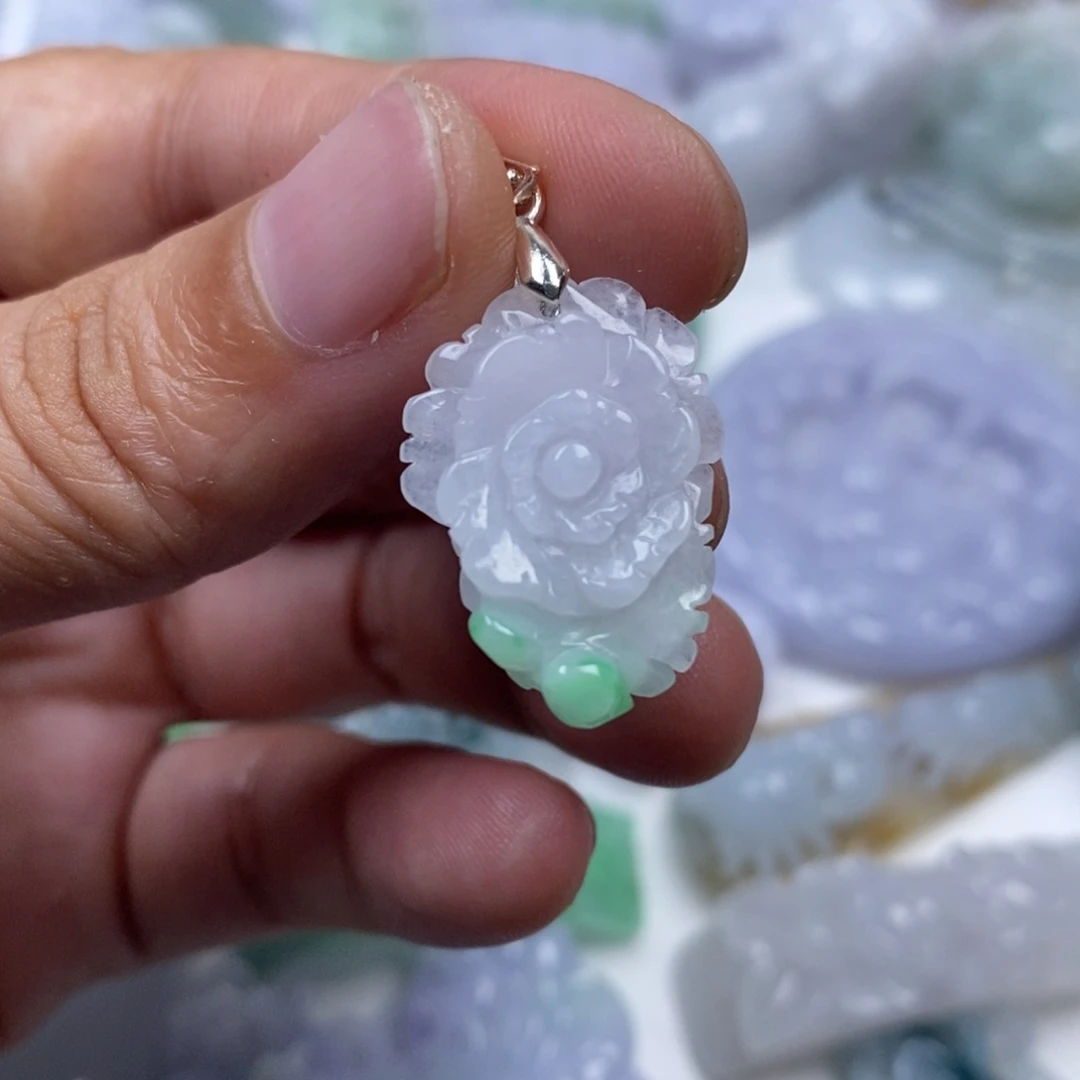 颈饰未镶嵌翡翠翡翠