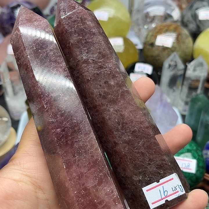 爱***叔珠宝半成品水晶未镶嵌512克草莓晶柱