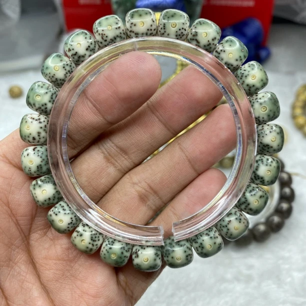 10*9唯美青花瓷大眼睛月留白小细星毕业级海南星月菩提手串
