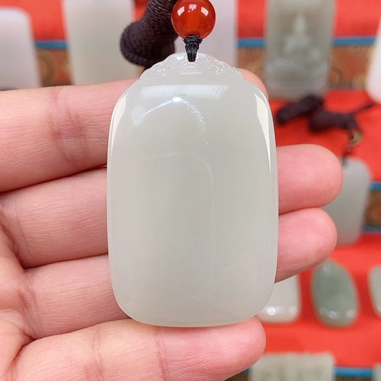 【闪购商品】颈饰未镶嵌和田玉