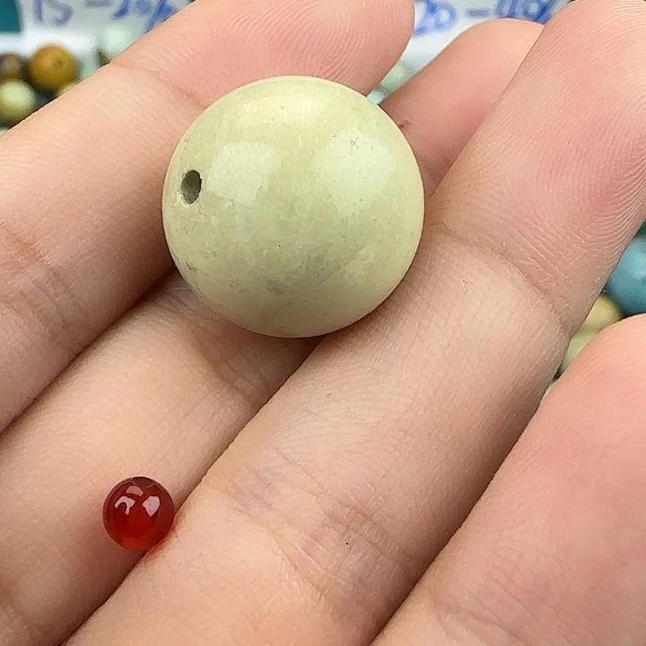 未镶嵌配饰16.8南红玛瑙