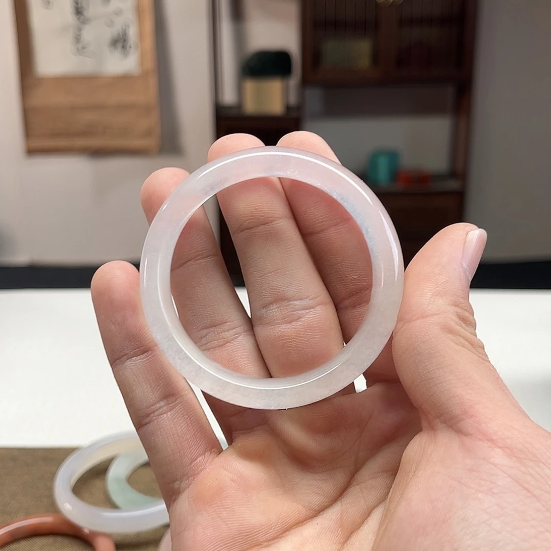 石英质玉未镶嵌手镯橘**了