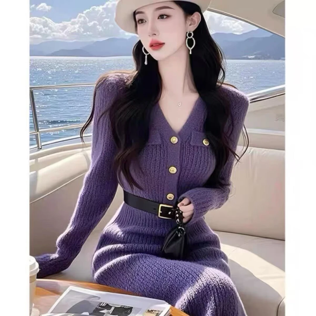 紫色针织连衣裙2025冬季慵懒风独特漂亮法式显身材配大衣打底长裙