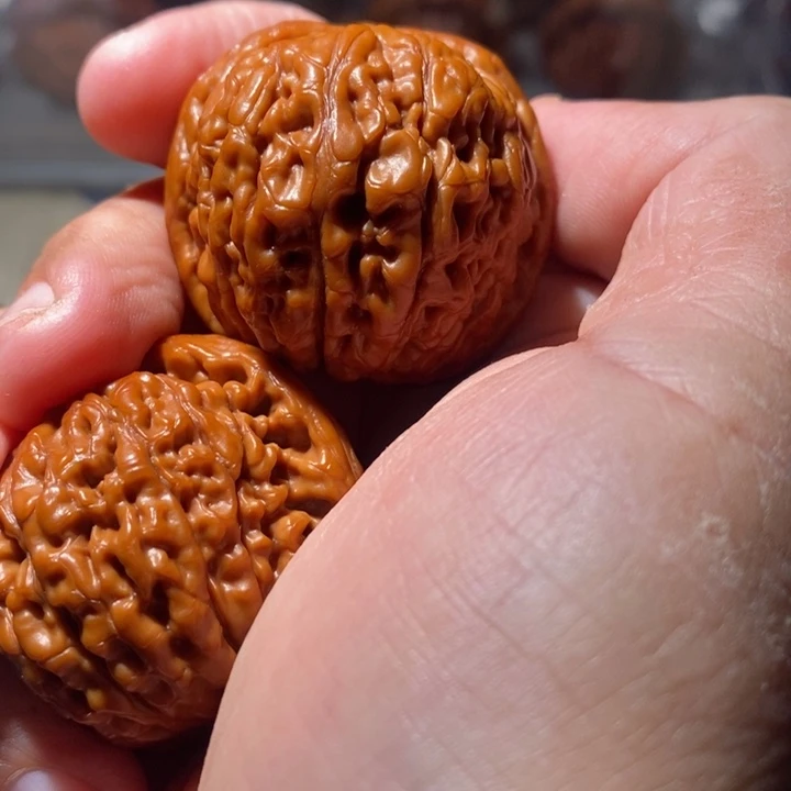 黑***嘿文玩核桃吊坠核桃