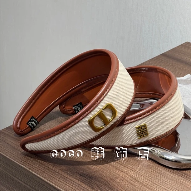 高级感复古棉麻皮质发箍猪鼻子min字母宽边头箍女时尚百搭压发卡