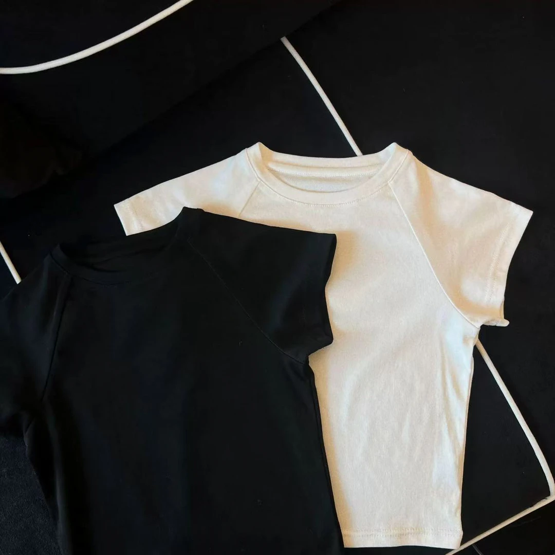 徐秋阳   存档（小版型） 夏季新款百搭显瘦休闲显白短袖3681-1