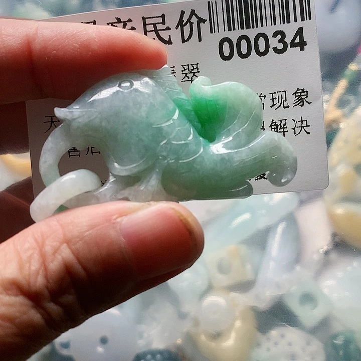 颈饰未镶嵌翡翠000034