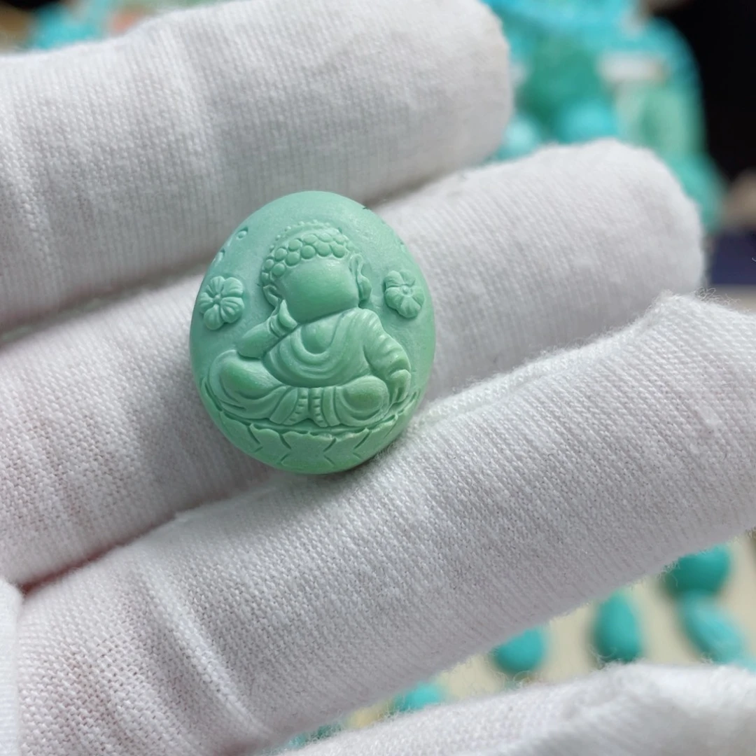 绿松石未镶嵌珠宝奇石