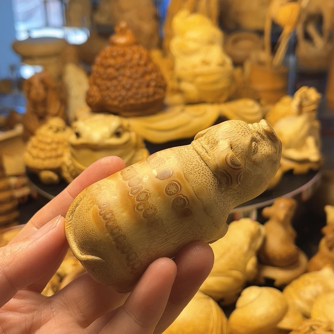 别***漾竹根雕一把抓小猪