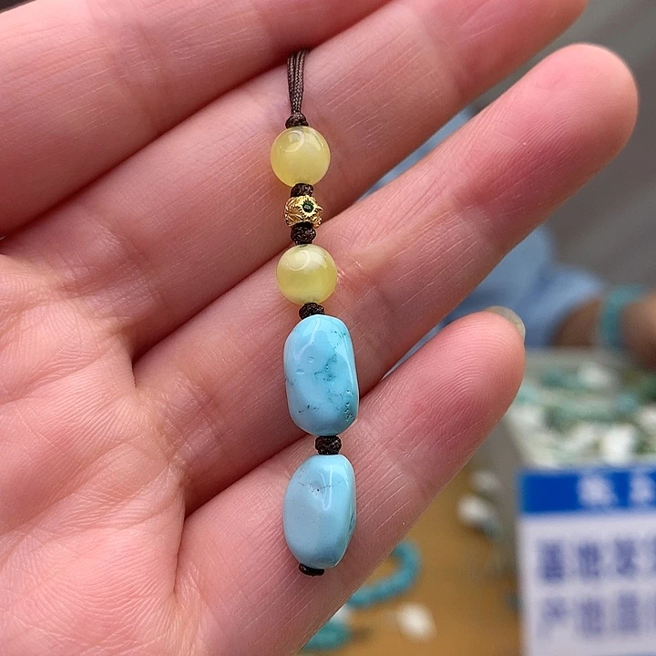 未镶嵌绿松石原矿