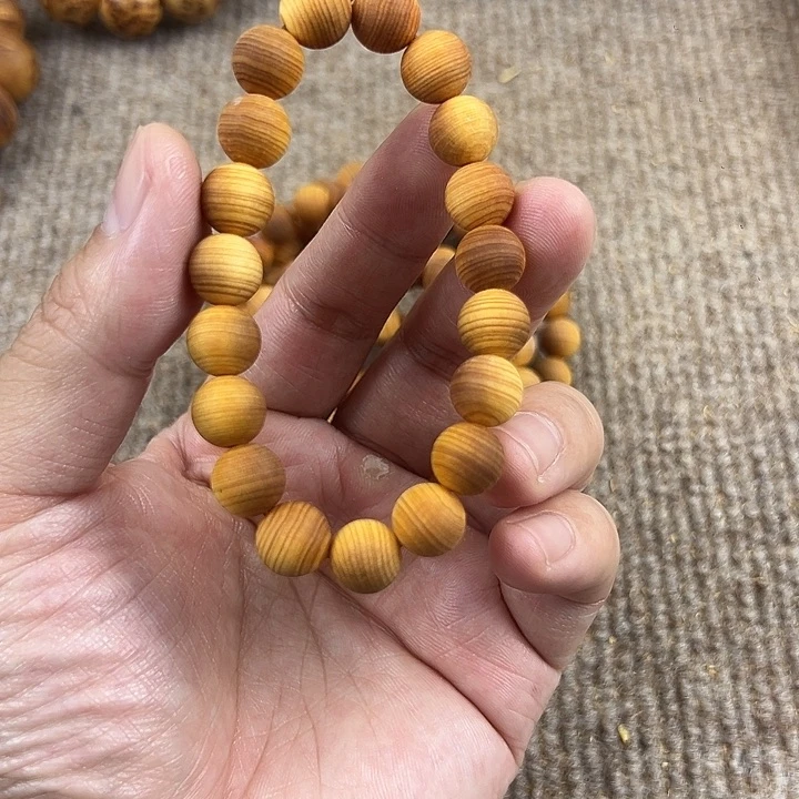 木太行崖柏1.0陈化。。。。。