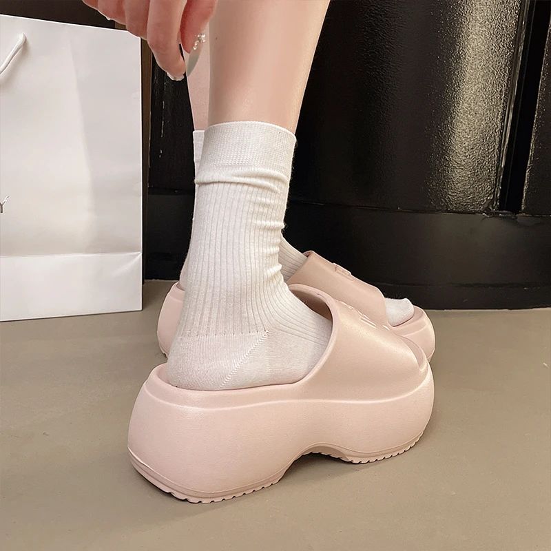 踩屎感拖鞋女款2025新款家居室内防滑厚底一字拖夏季外穿凉拖女士