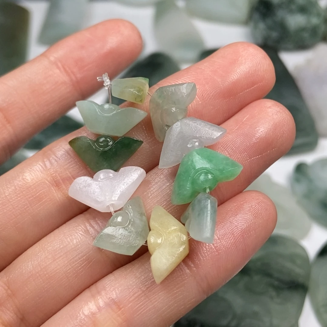 彬***程定制翡翠未镶嵌翡翠