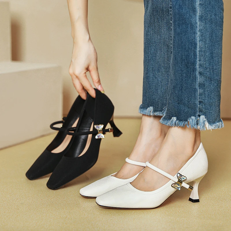 【真的好看】黑色高跟鞋气质2025新款一字带玛丽珍鞋白色细跟法式方