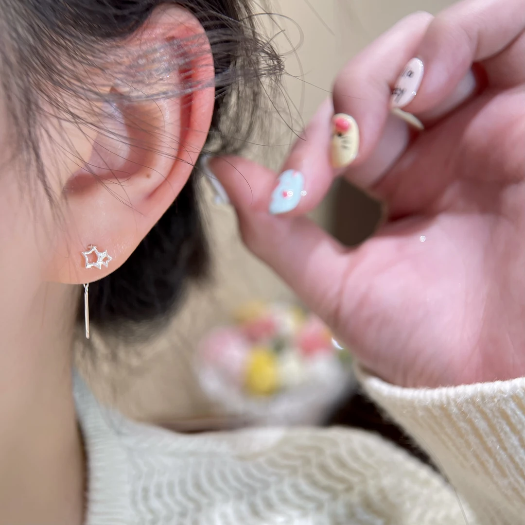 W965银色星星耳线小众轻奢质感百搭精致甜美简约