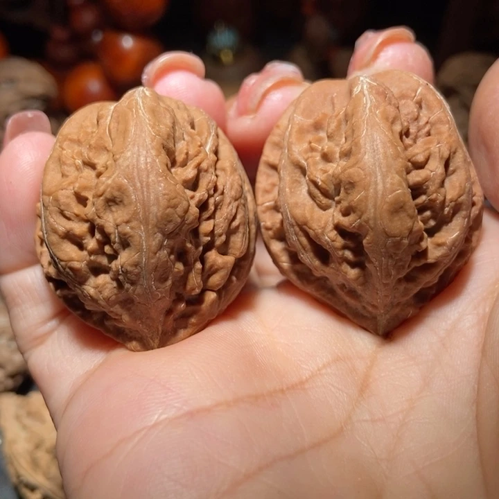 把件文玩核桃东北楸子小雪101